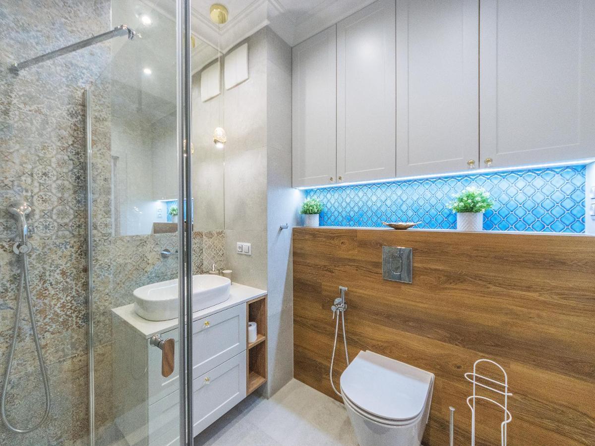 Flatbook - City Center Apartments Granaria With Parking グダニスク エクステリア 写真